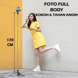 LIVE-K9 Live Selfie Stand With Rechargeable Light (5.7 Feet)
